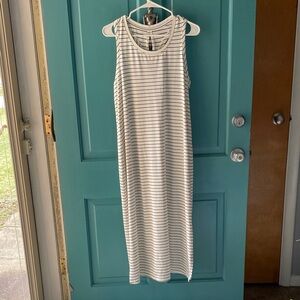Old Navy White and Black Striped Maxi Dress